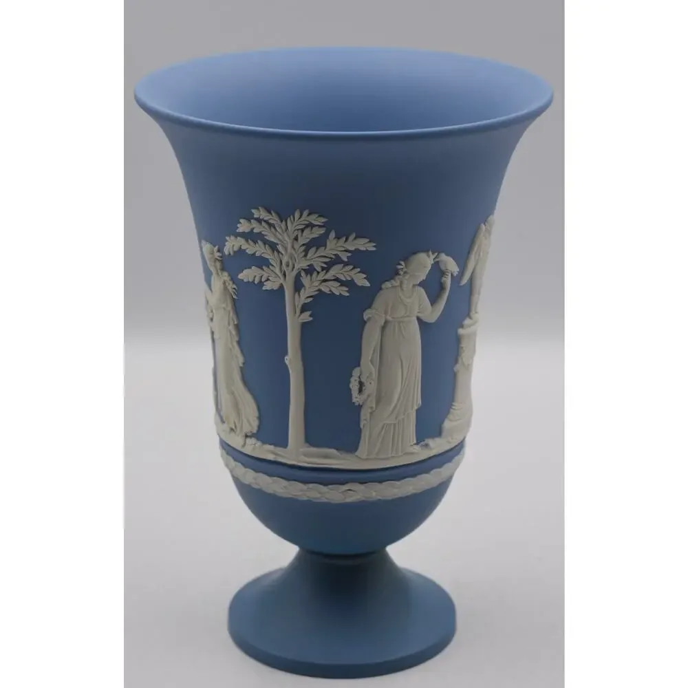 Wedgwood Blue Jasperware Cameo Cherubs Neoclassical Pedestal Vase